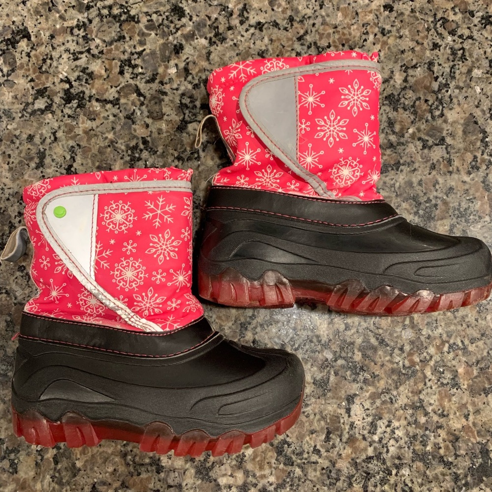 Member’s Mark Girls Snow Boots Light-Up Bottoms - Pink Size 11/12